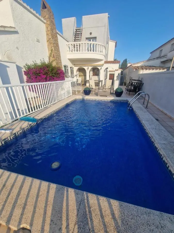 Arning Apartman Empuriabrava