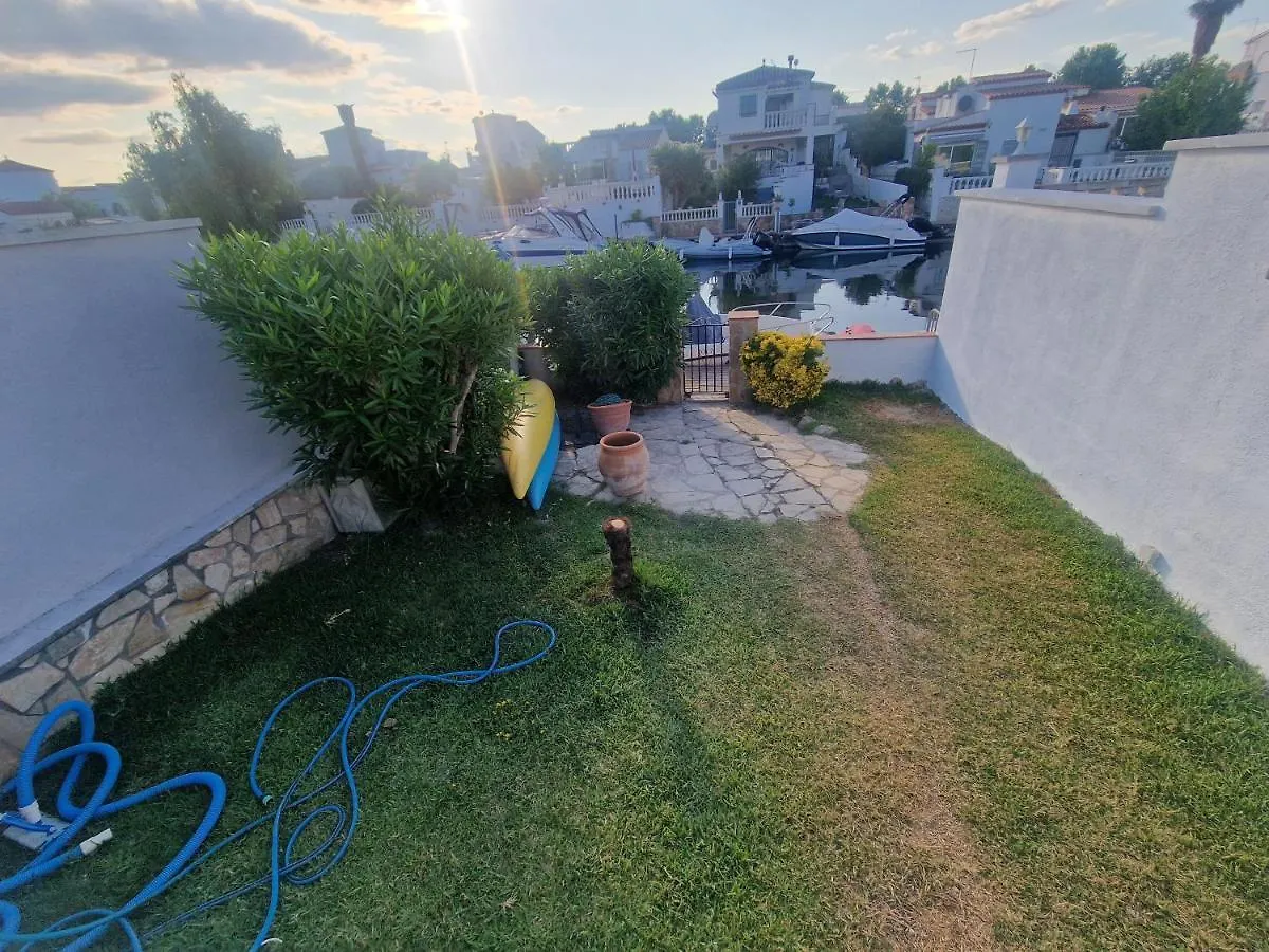 Appartement Arning à Empuriabrava
