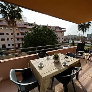 apartamento-los-girasoles-1.top-hotels-tarragona.com/