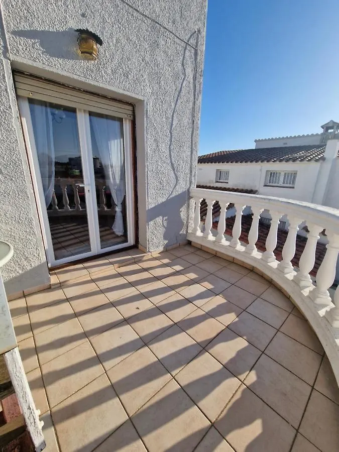 Apartament Arning Empuriabrava Hiszpania
